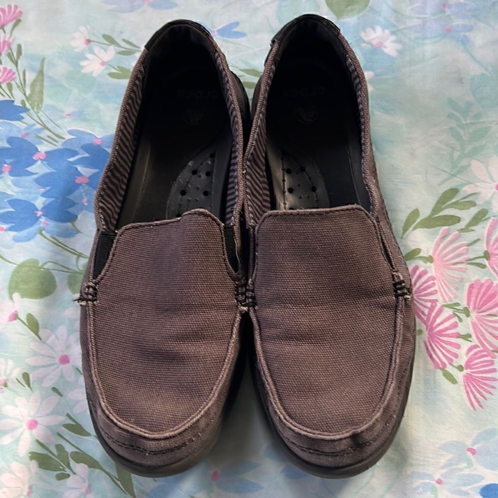 Crocs Walu Canvas Loafers Distressed